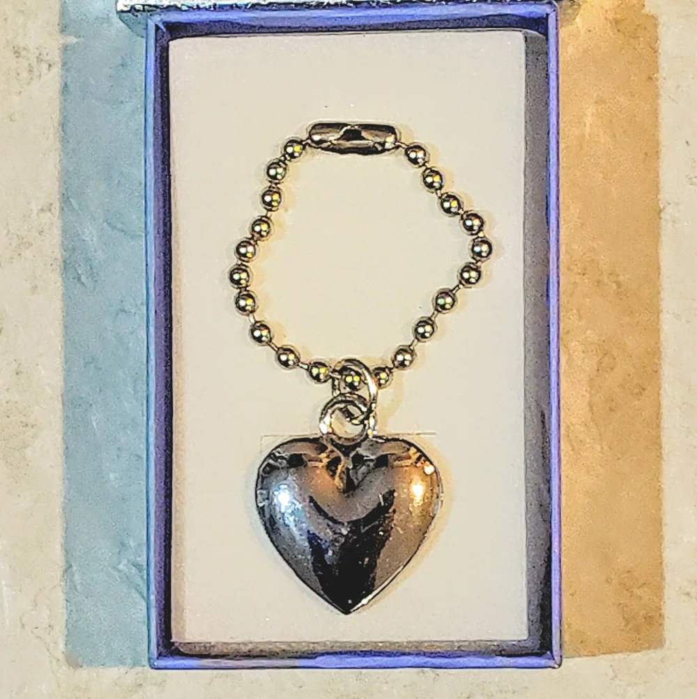 JUICY COUTURE SILVER HEART CHARM WITH RHINESTONES HANGBAG CHARM / KEYCHAIN - Picture 6 of 8